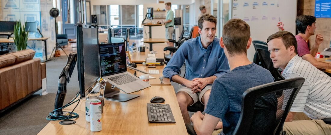 Les métiers qui recrutent en 2026 : les secteurs les plus porteurs